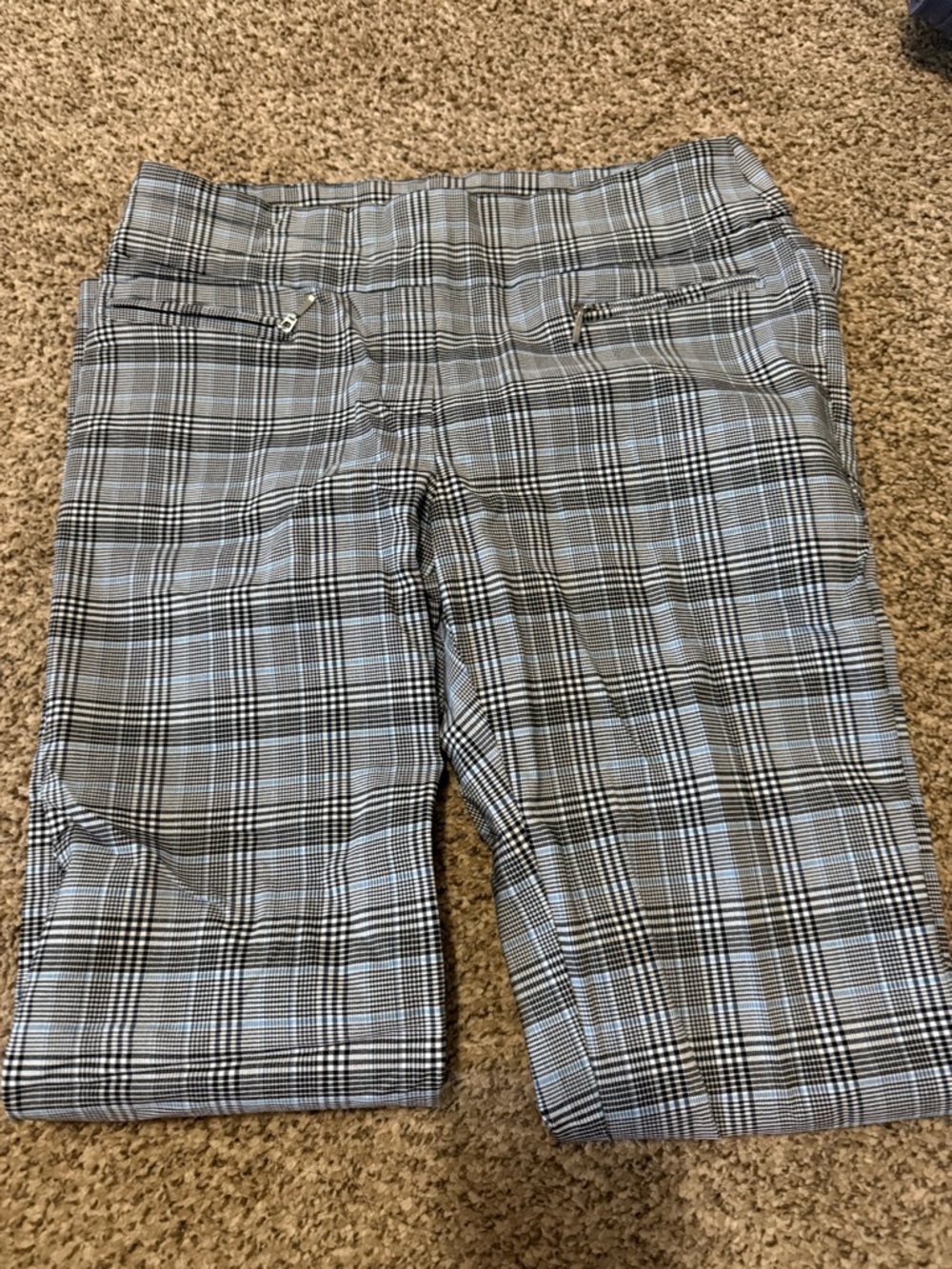 Soho Black & White Plaid Pull-On Dress Shorts